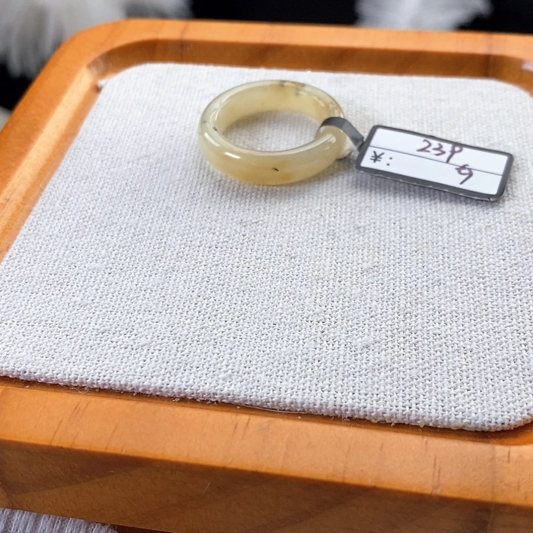 和田玉未镶嵌戒指r36糖青花轮胎19.5