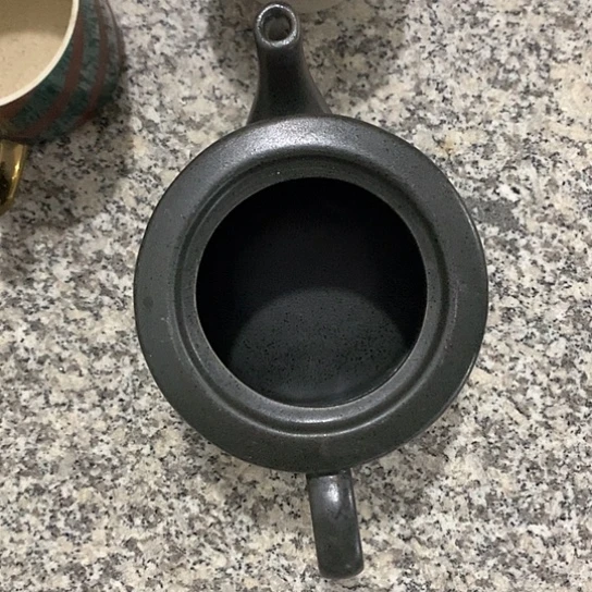 紫砂陶瓷材料研究中心
