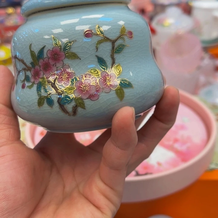 茶杯段泥啦咯啦咯哦哦哦我在我们一下我哦