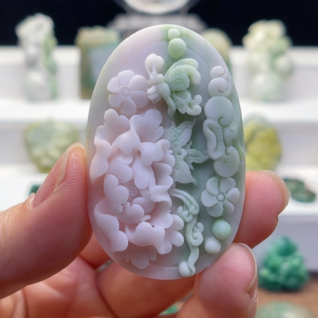 天****独山玉未镶嵌颈饰