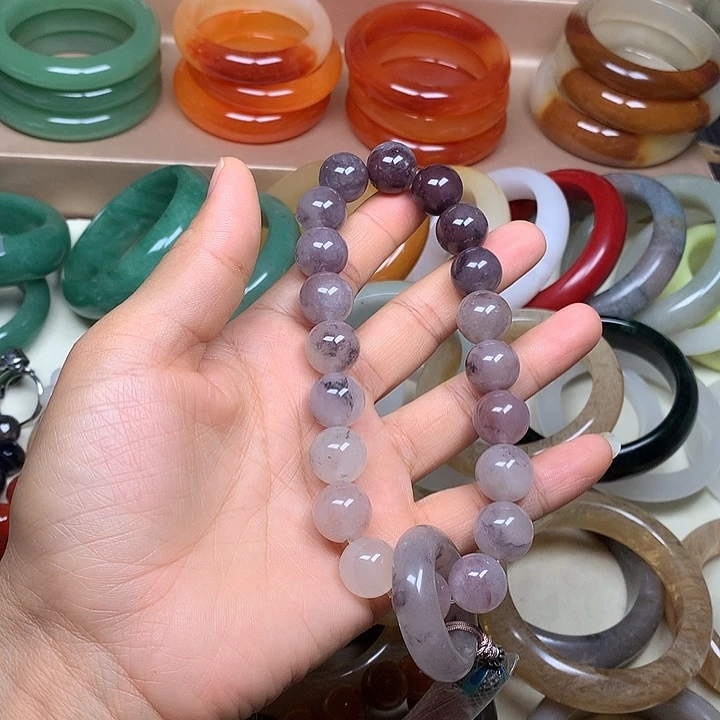 未镶嵌手镯石英质玉