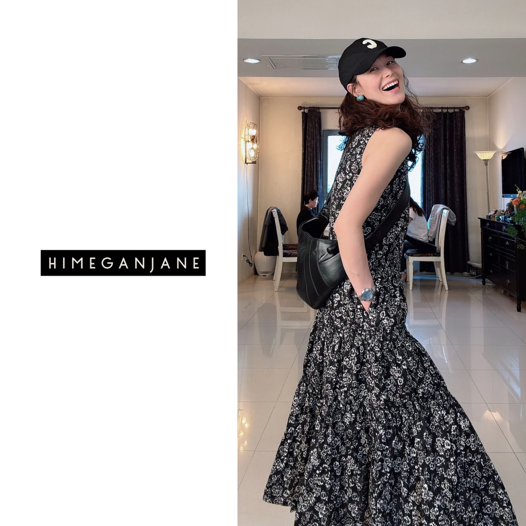 HIMEGANJANE “约会日记”100棉韩系V领中长无袖碎花连衣裙 250297