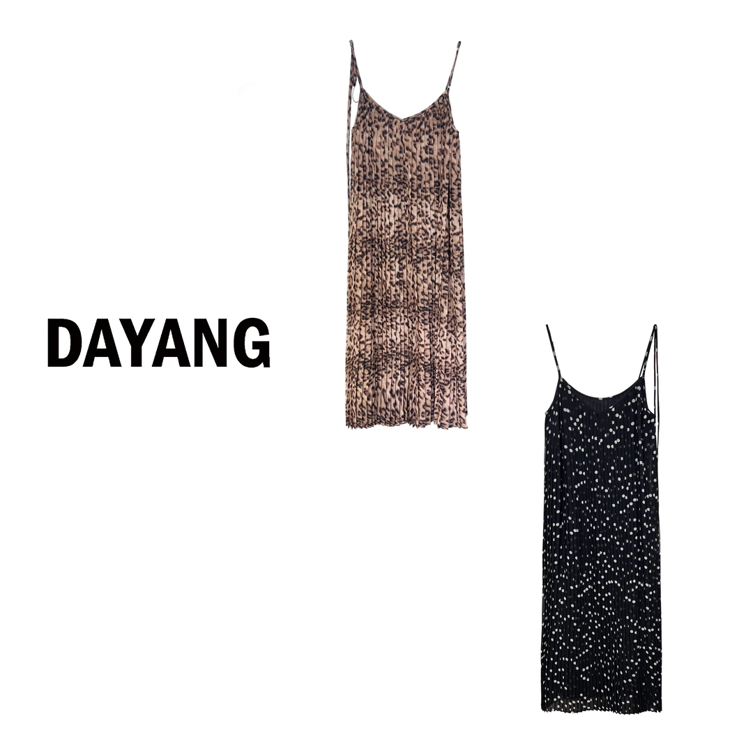 【DAYANG】野生时髦精 斑斓生机豹纹波点裙 V领吊带连衣裙