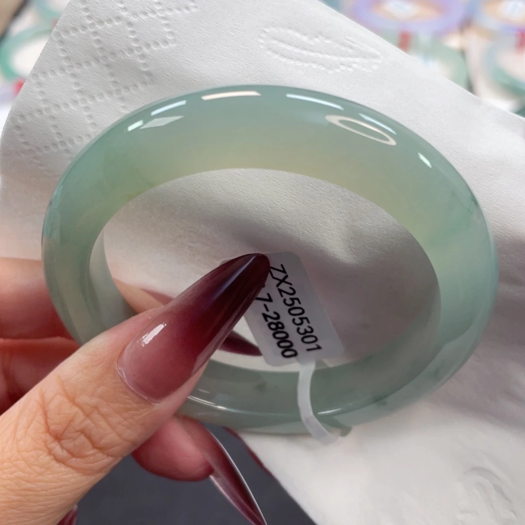 未镶嵌手镯翡翠16号53.7细糯冰胶豆沙绿飘花泥鳅背