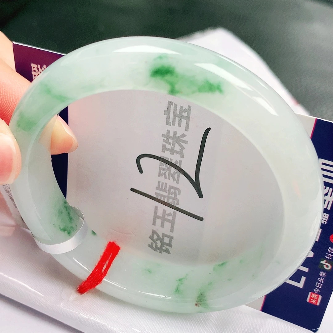 翡翠未镶嵌手镯缅甸天然a货翡翠手镯