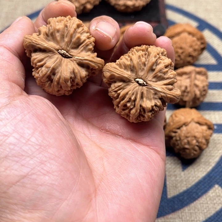 文玩核桃吊坠?****?南疆