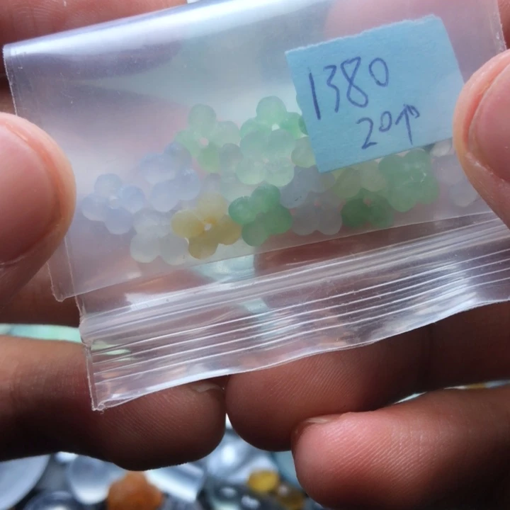 未镶嵌定制翡翠挂件