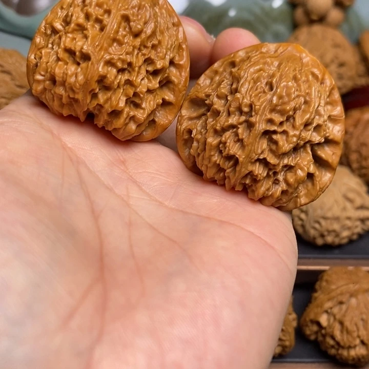 把件文玩核桃南疆石