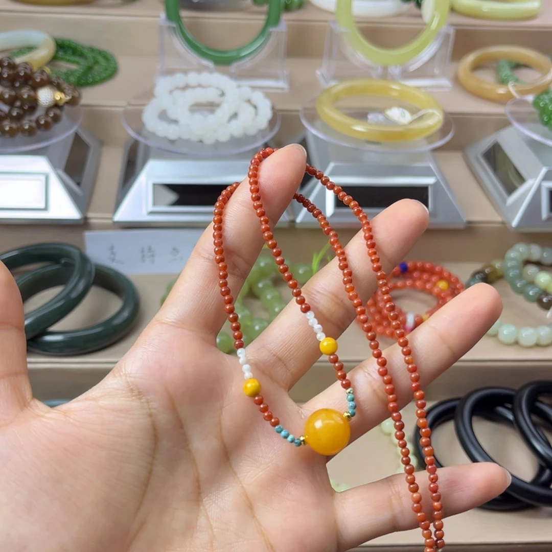 南红玛瑙合金颈饰