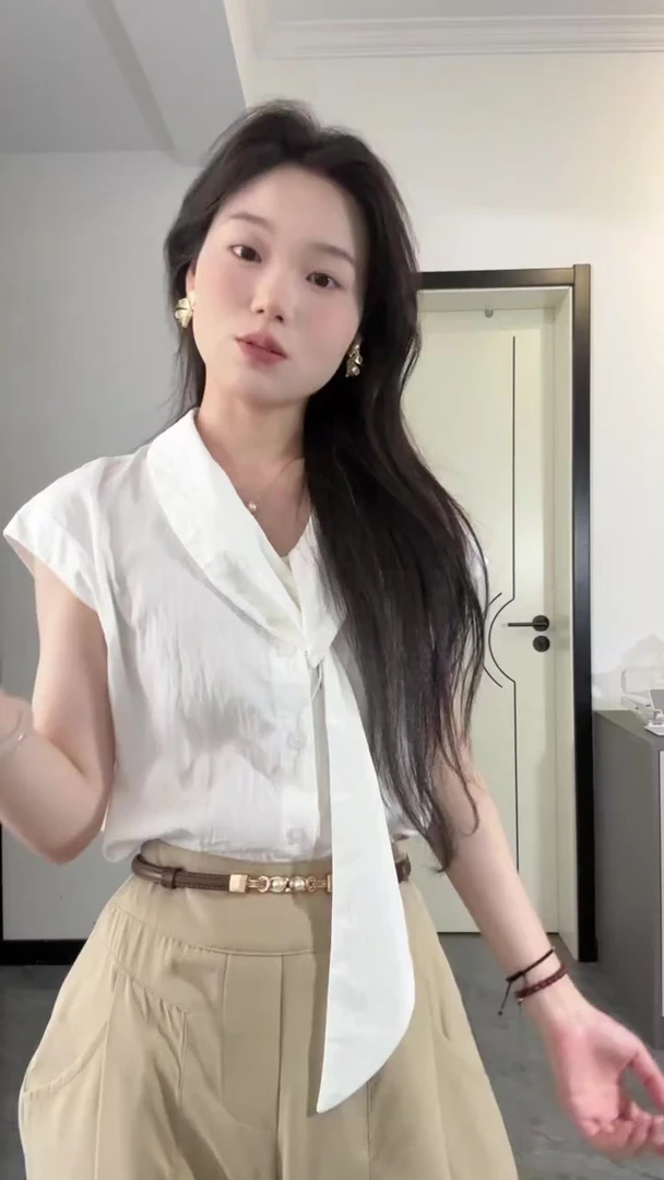 2025夏季新款法式高级感飘带短袖衬衫上衣搭配休闲裤时尚两件套女