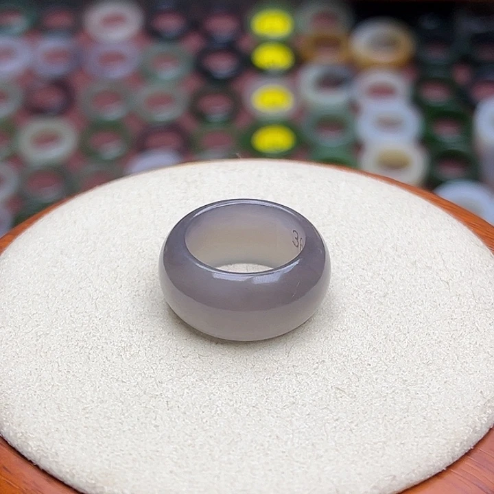 和田玉戒指未镶嵌16.0内径11圈仙气紫