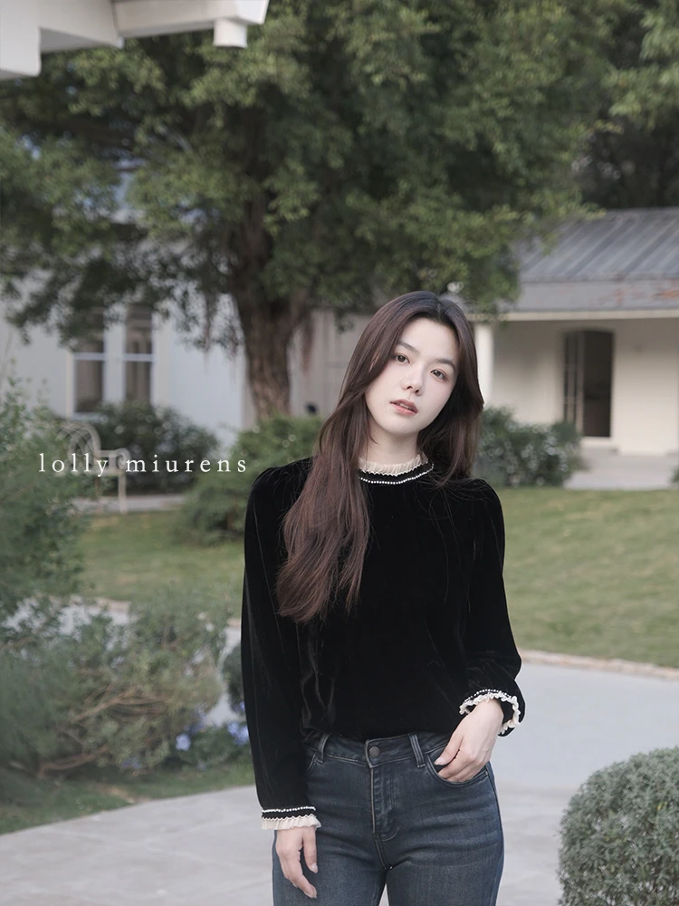 缪恩诗冬季新品Winter x「天亮以后～」丝绒珍珠蕾丝领宽松显瘦上衣