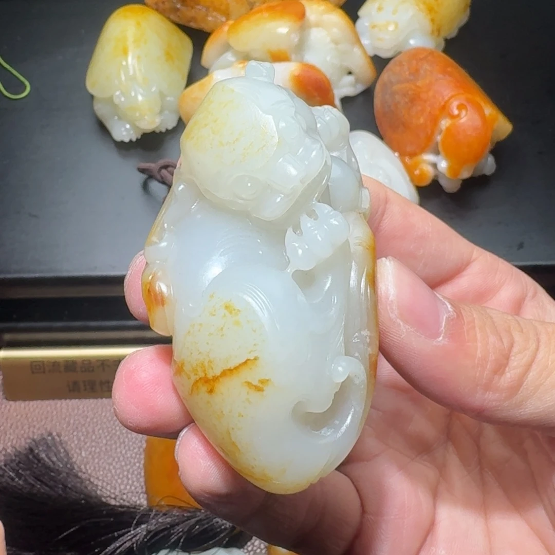 和田玉（子料）未镶嵌把件