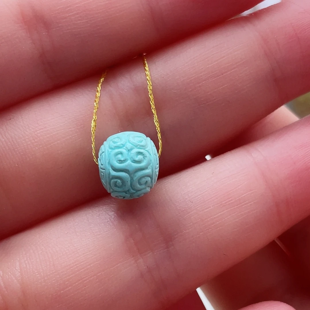 绿松石颈饰未镶嵌