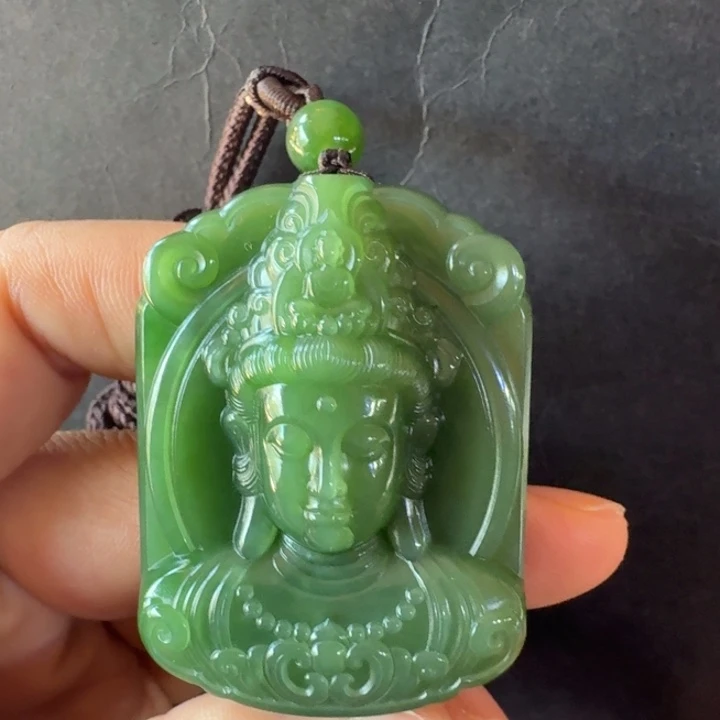 颈饰未镶嵌和田玉（碧玉）