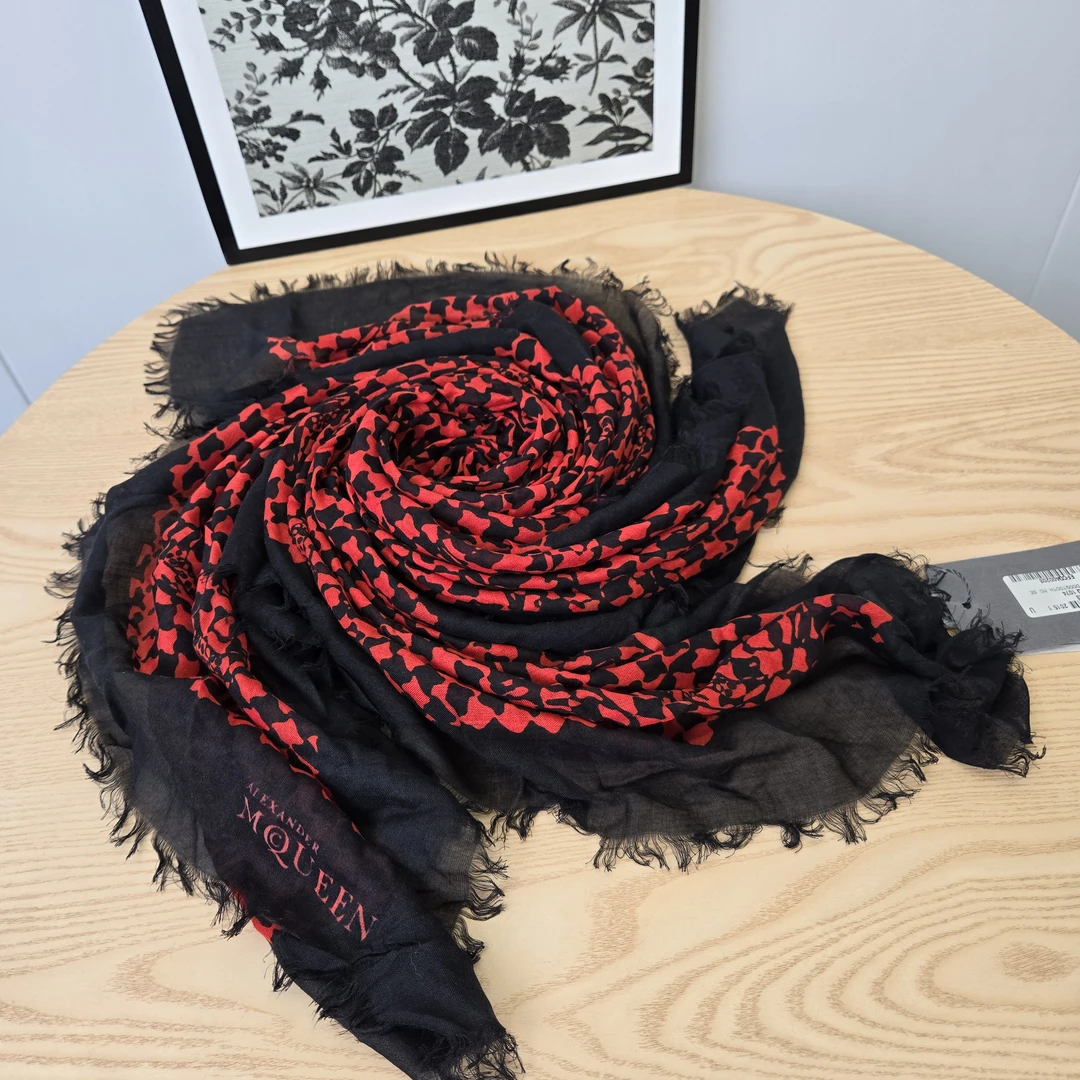 99新 Alexander McQueen/亚历山大·麦昆 活动 围巾 P203109476