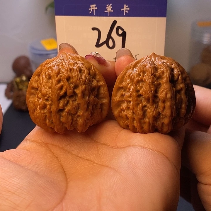 吊坠桃核凹底43无刀痕s