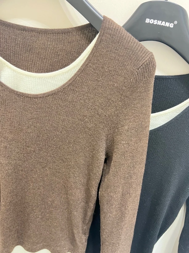 撞色假两件毛衣打底