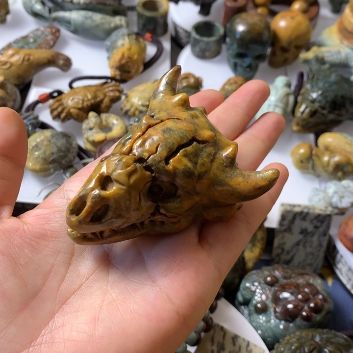 岫岩河磨玉（透闪石质玉）未镶嵌笔搁