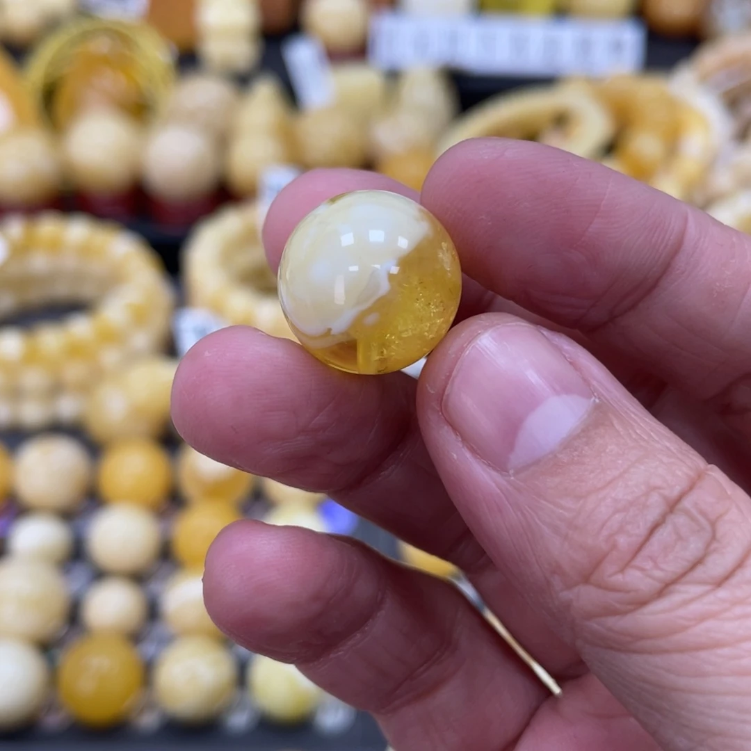 琥珀珠宝奇石未镶嵌半*烟16.3mm瑕疵