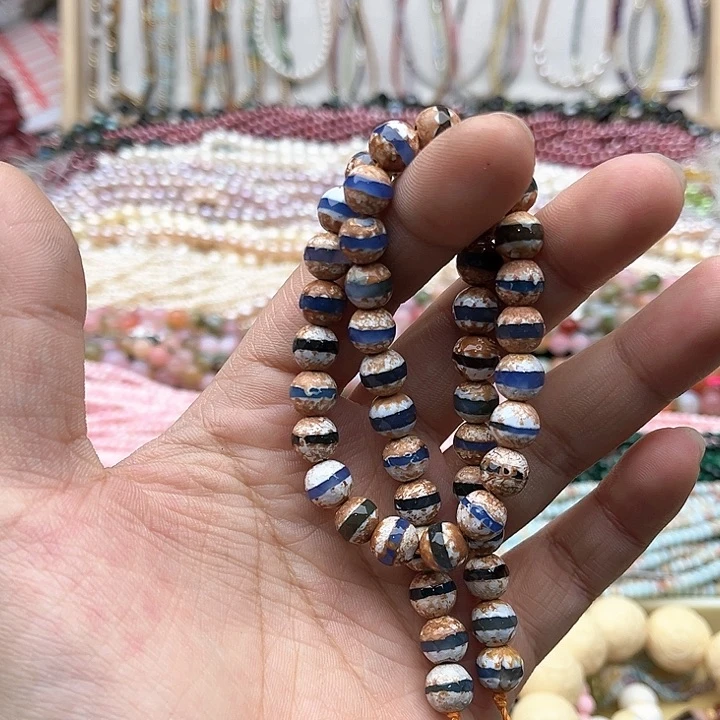 玛瑙/玉髓珠宝半成品未镶嵌一条8mm左右蓝一线珠