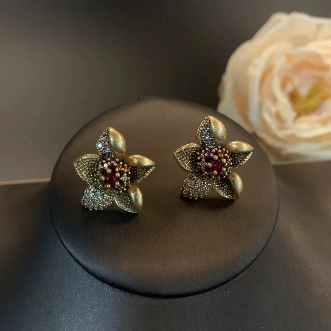 铜合金合成锆石耳饰 铜合金花朵耳饰011