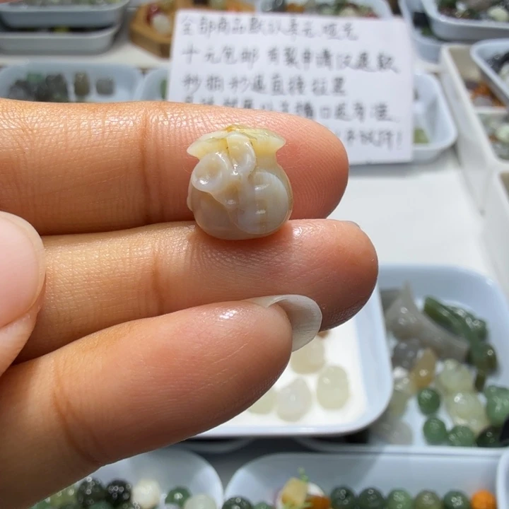 未镶嵌和田玉珠宝半成品