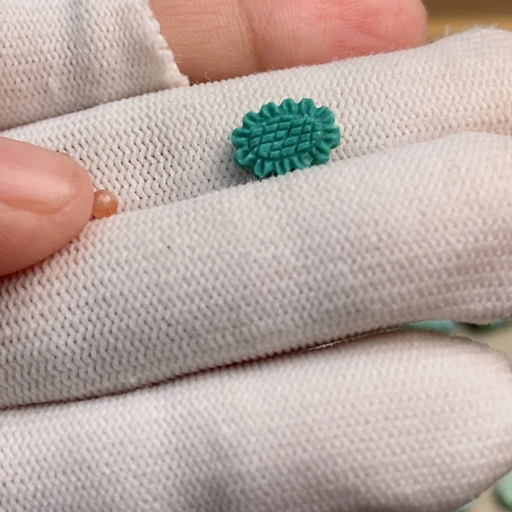 南红玛瑙未镶嵌珠宝奇石