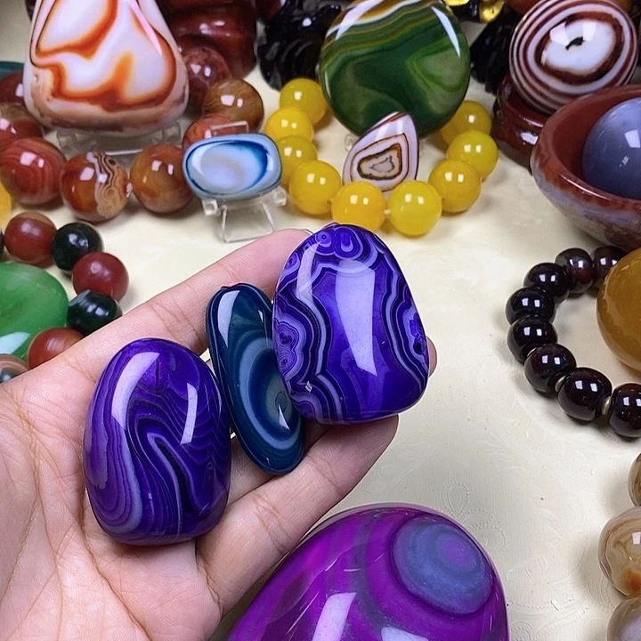 一***力未镶嵌玛瑙/玉髓珠宝半成品