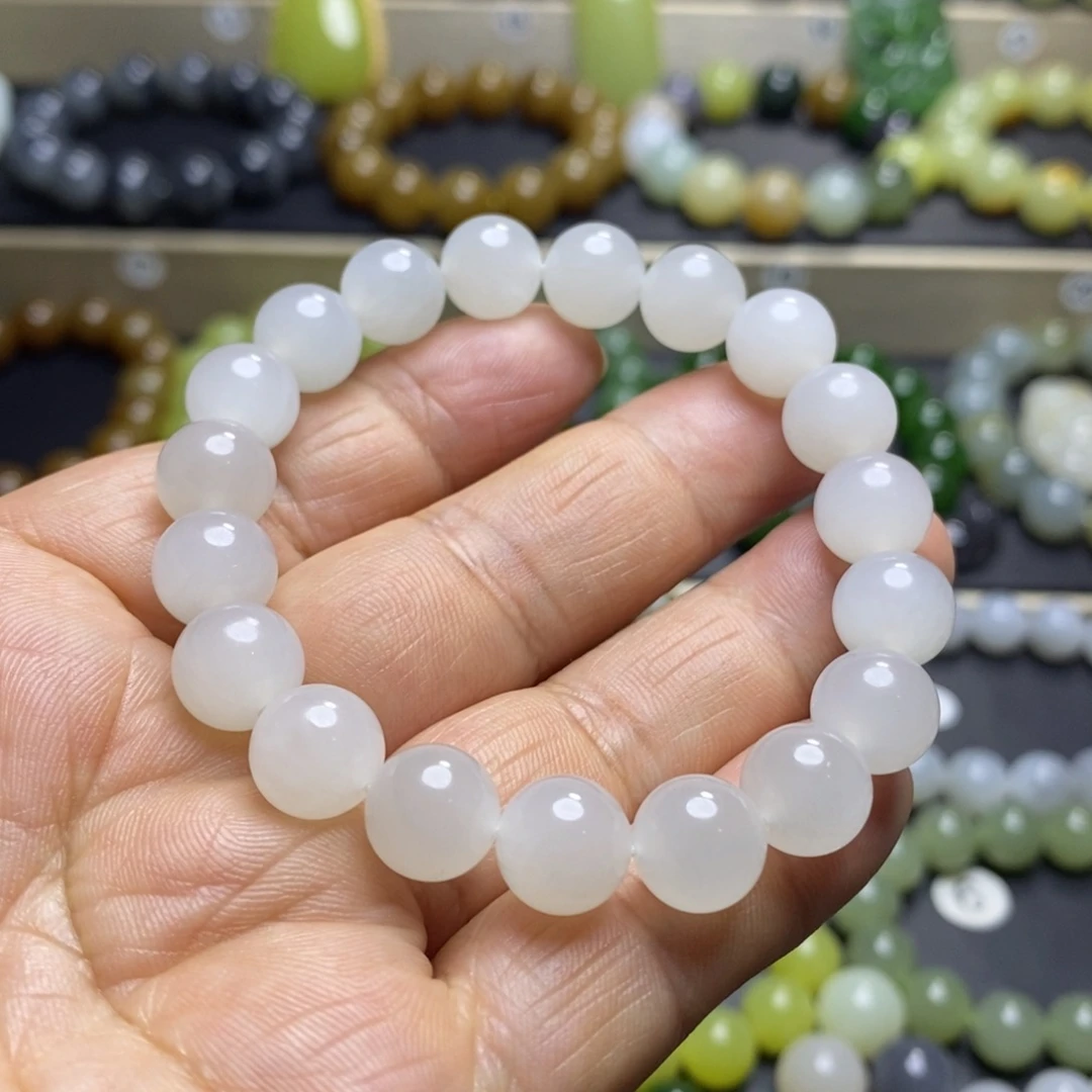 和田玉手串未镶嵌