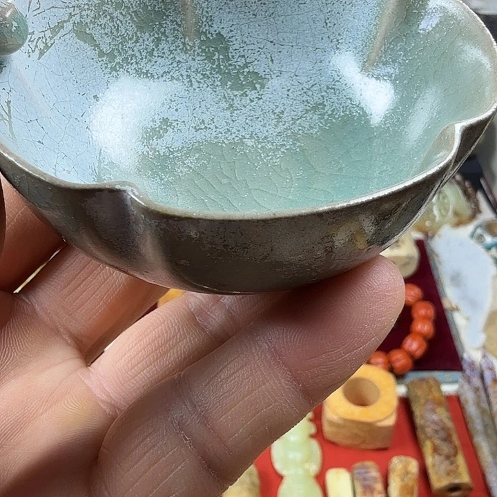 梅***子其他瓷器瓷器瓷器