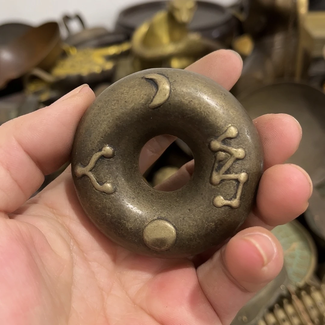 自***翔闪电购铜摆件工艺品