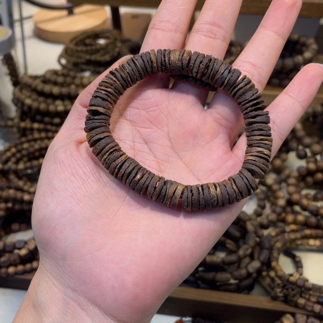 沉香卡1.0单圈片片珠11克