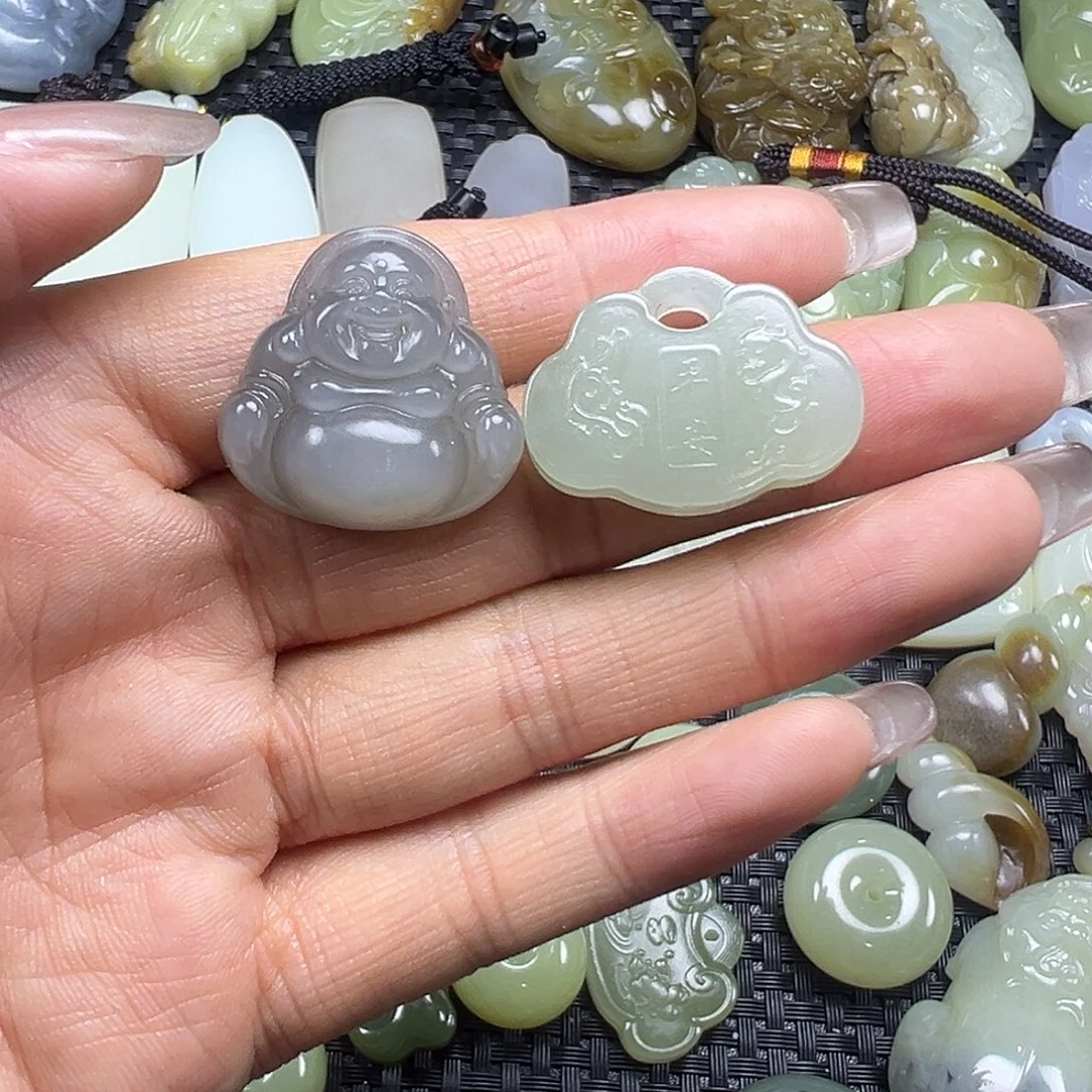 和田玉未镶嵌吊坠(不含链)清货漏，不退不换