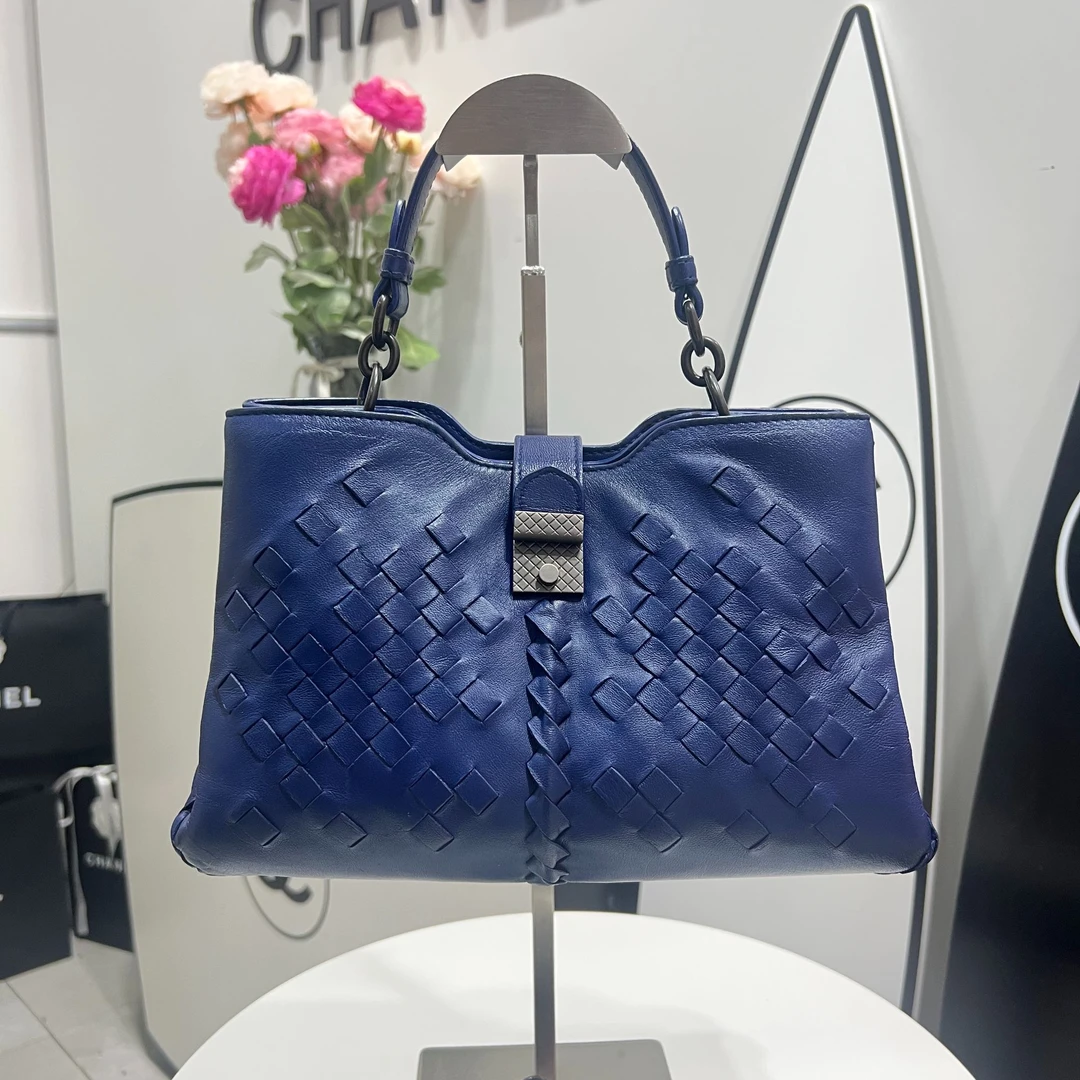 95新 BOTTEGA VENETA/葆蝶家 新款深蓝编织罗马包/单肩时尚女士包