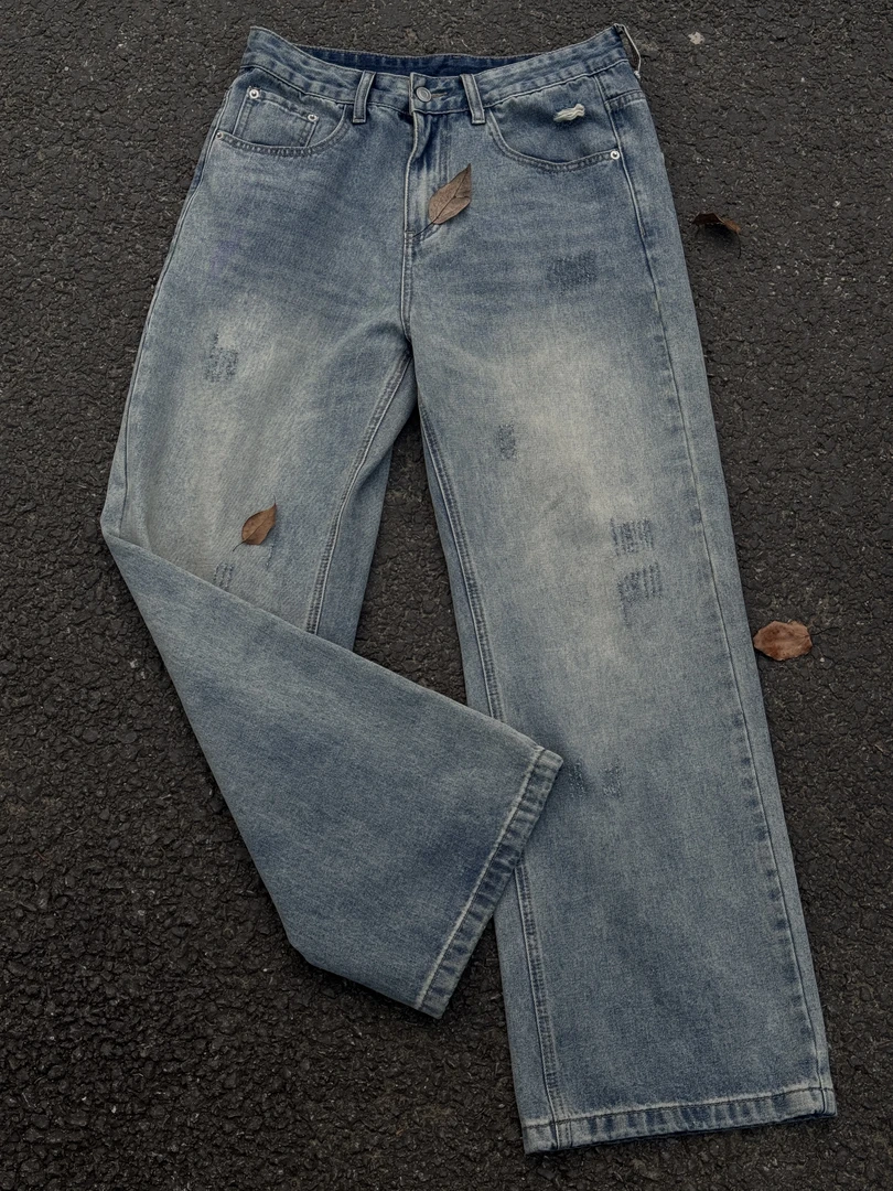 阿腾重工水洗喷马骝版型修饰腿型直筒裤牛仔裤