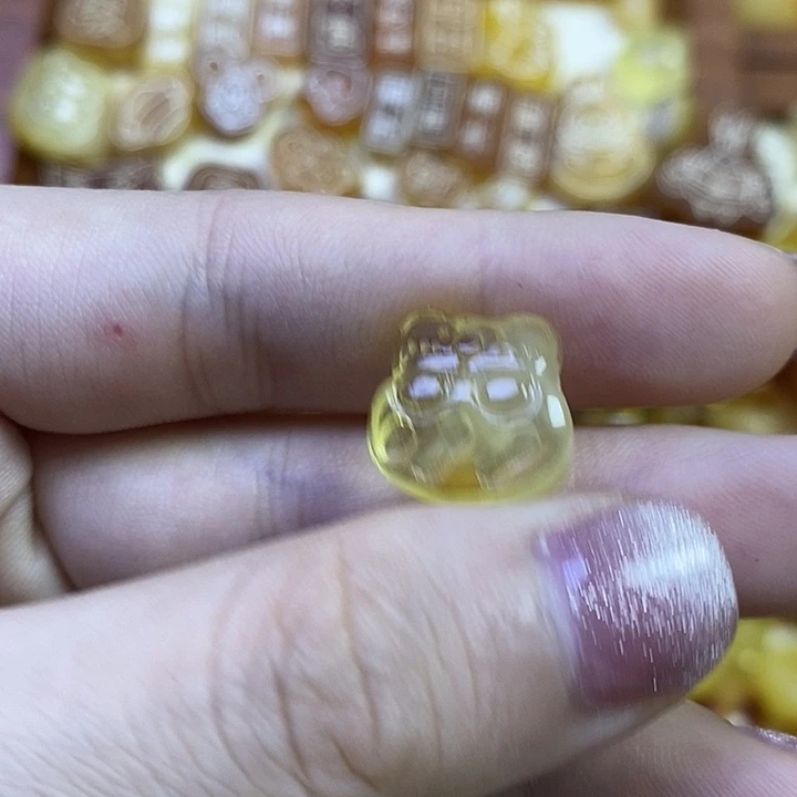 吊坠橄榄核小熊饼干