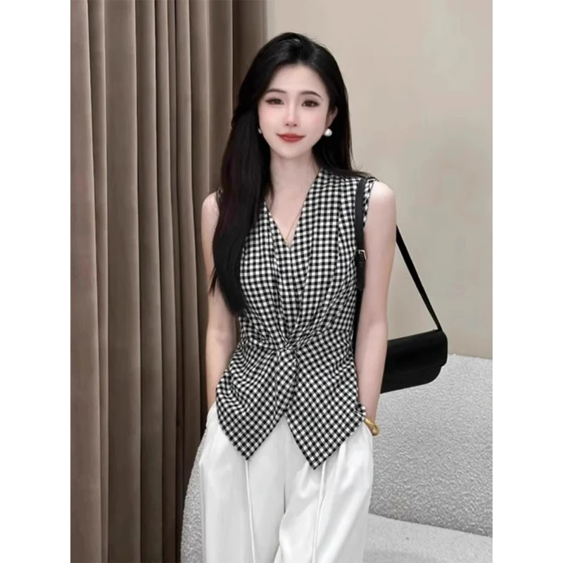 芯娇晴黑白格子扭结无袖背心衬衫女夏季法式小资收腰V领无袖上衣