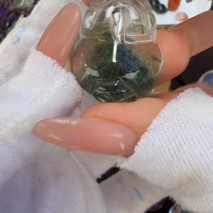 l***m车挂未镶嵌水晶水晶