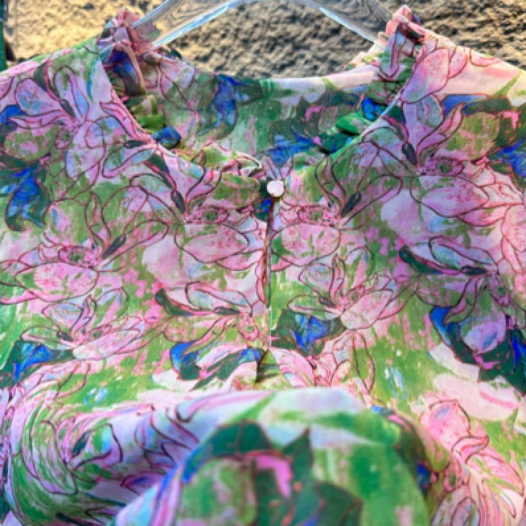 MZ.甜美透气衬衫花边领印花复古短袖喇叭袖小衫GY