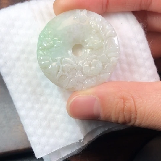 翡翠未镶嵌颈饰缅甸A货，每天下午1点半开播