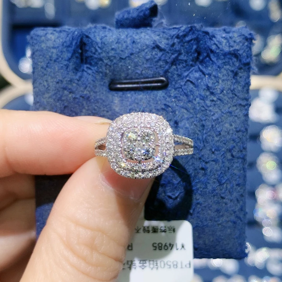 【闪购商品】戒托铂Pt850镶嵌钻石方糖戒指