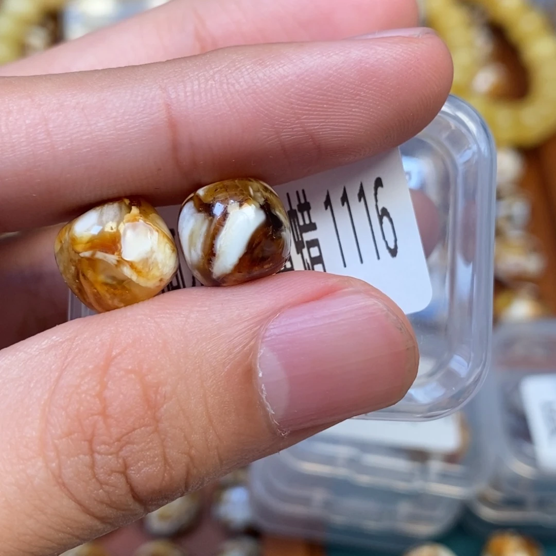 把件猴头核桃沁色圆珠老型1116