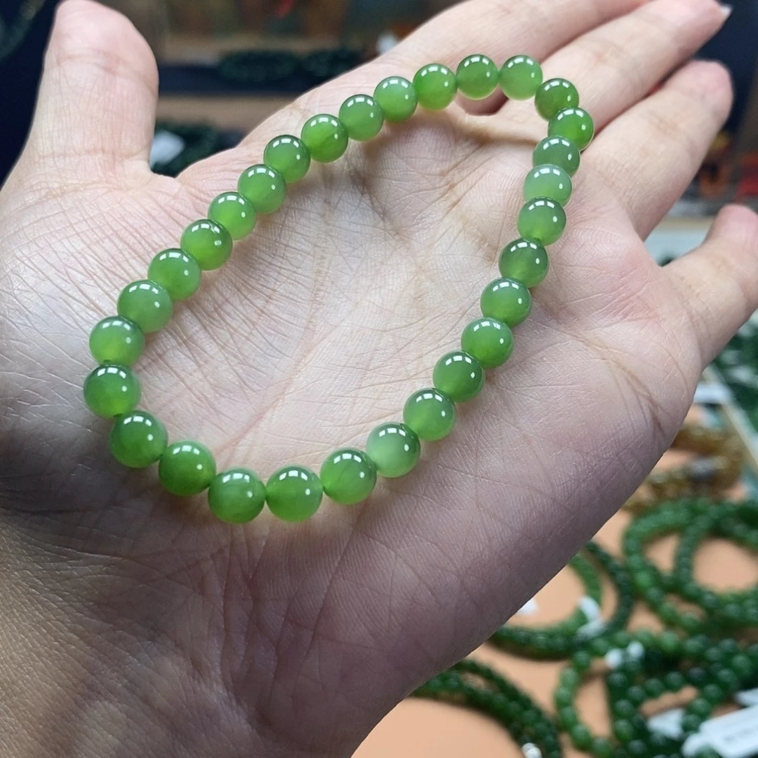 颈饰未镶嵌和田玉（碧玉）6mm果绿