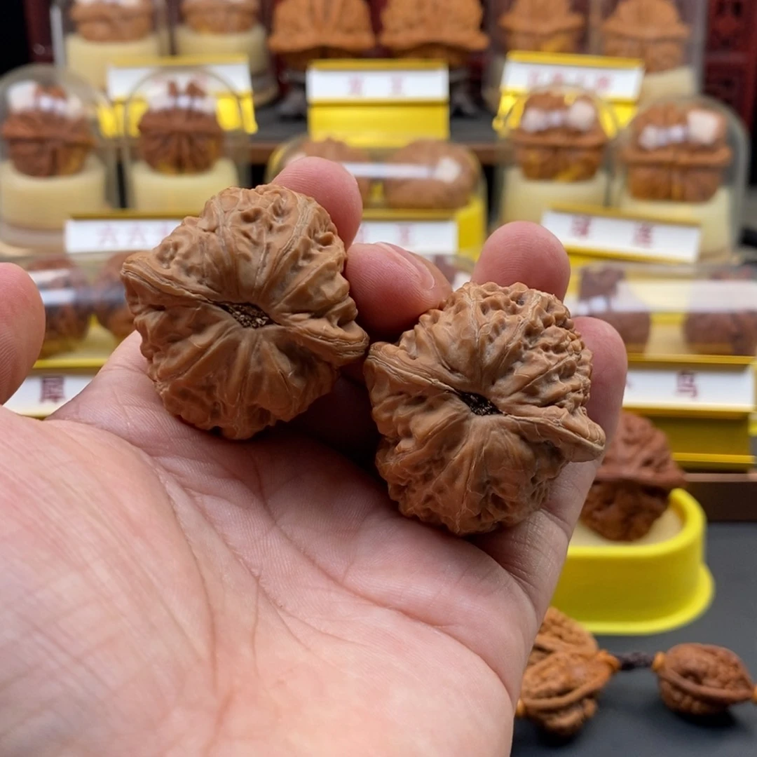 文玩核桃吊坠冰*.平谷元宝，尺寸41