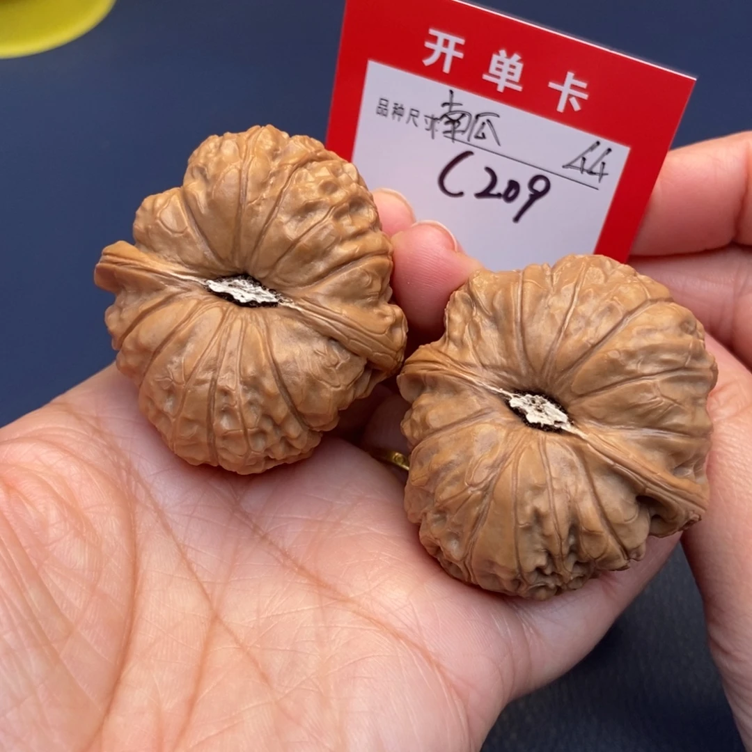 吊坠文玩核桃文玩核桃
