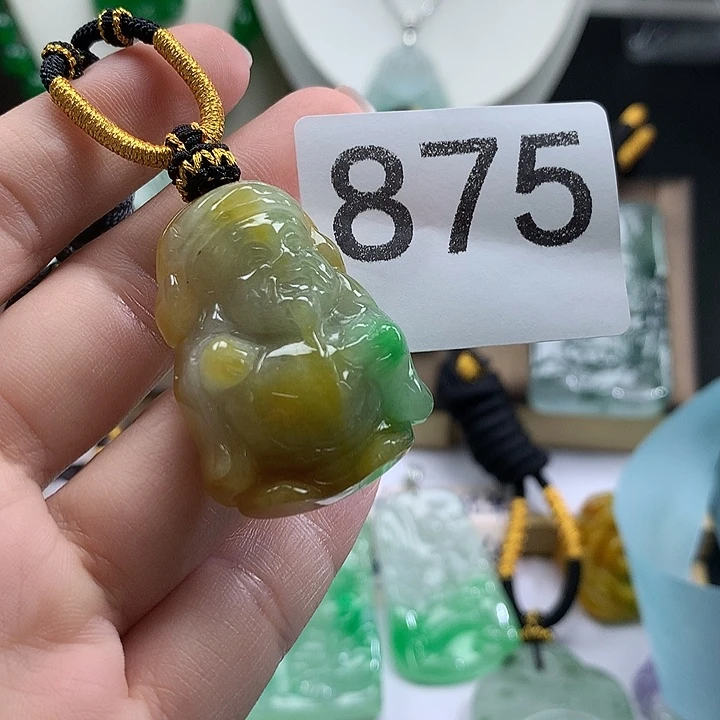 吊坠(赠链)未镶嵌翡翠