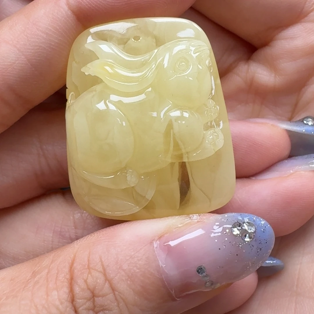 琥珀未镶嵌珠宝奇石