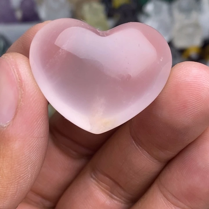 珠宝半成品水晶未镶嵌微瑕粉晶爱心