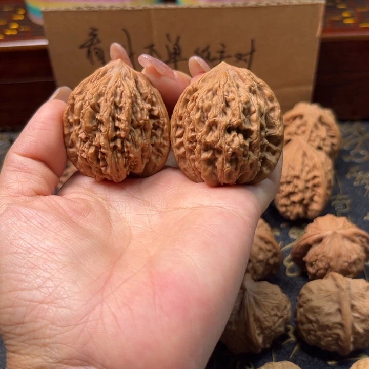 吊坠文玩核桃39麦穗虎头